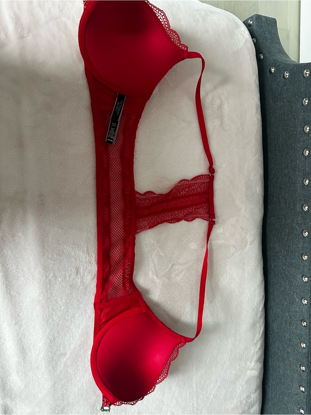 Victoria's Secret Red Lace Longline Bra with Mesh Cups - Picture 2 of 2